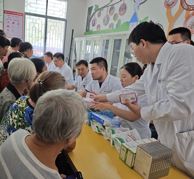 崇陽縣高枧鄉 醫療服務“零距離”，守護健康“不停步”